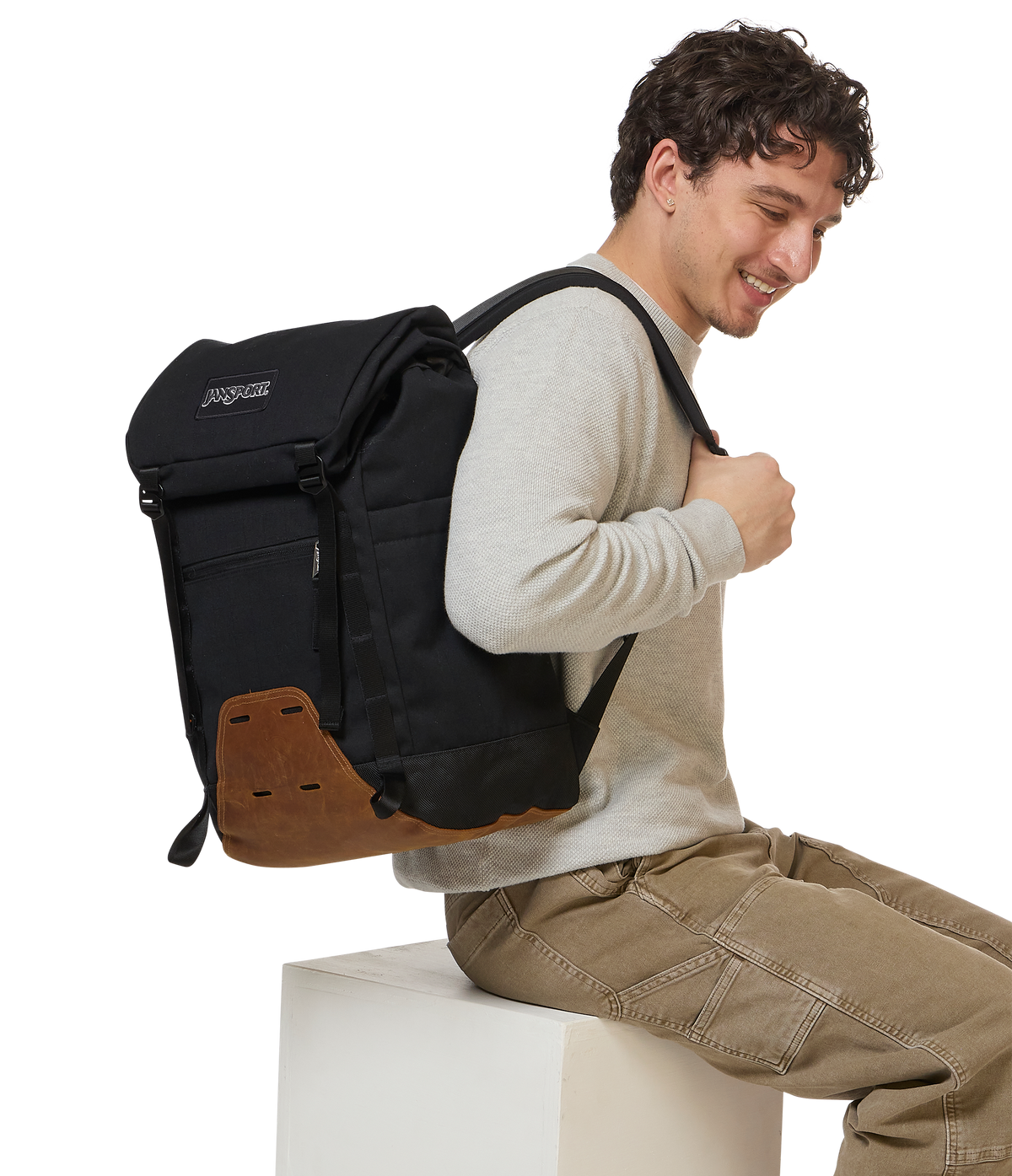 cruiser-rucksack-k8 JS0A86EP008-MODEL.png