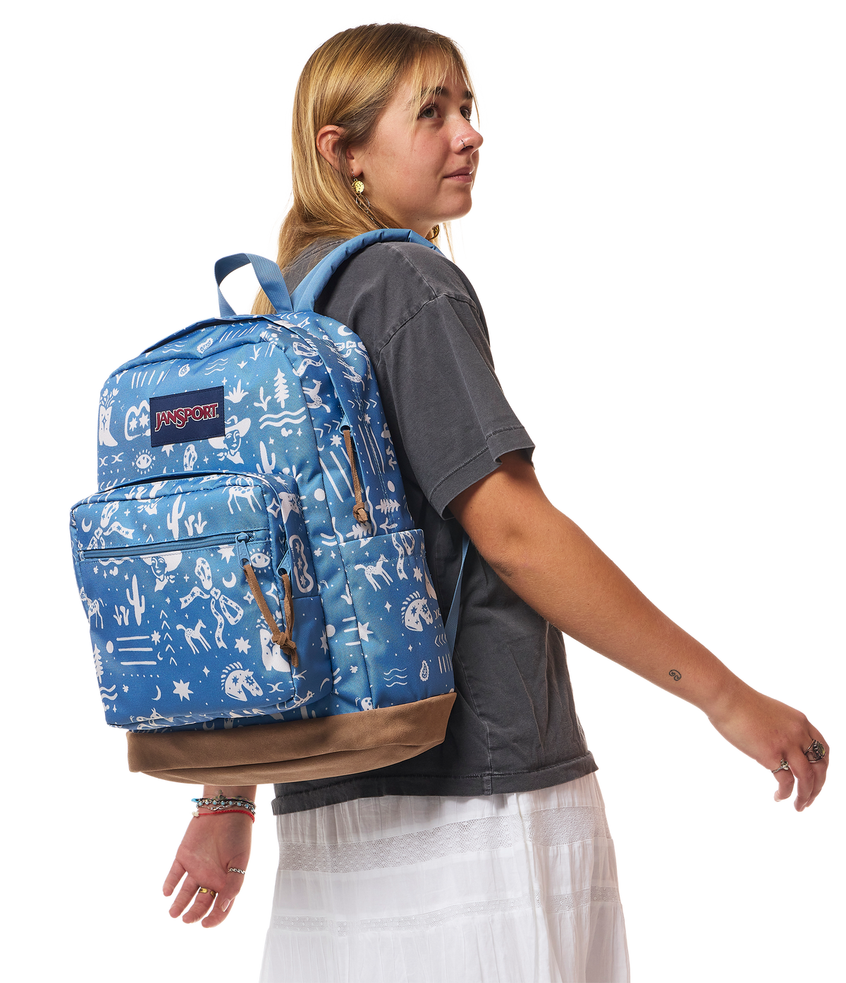 right-pack-q3 JS0A4QVAA0S-MODEL.png