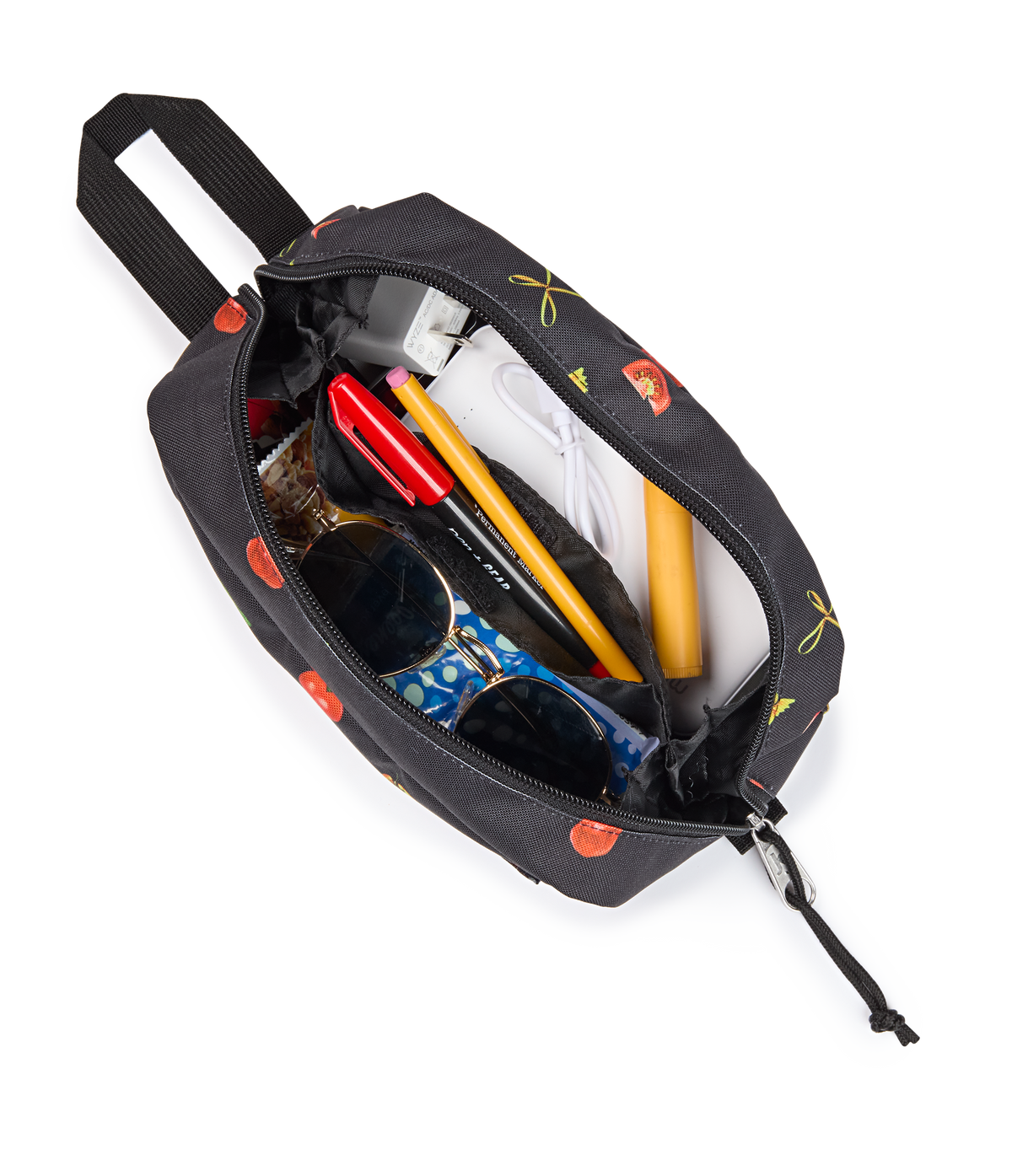 main-campus-set-q7 JS0A85O6DLB-DET3.png