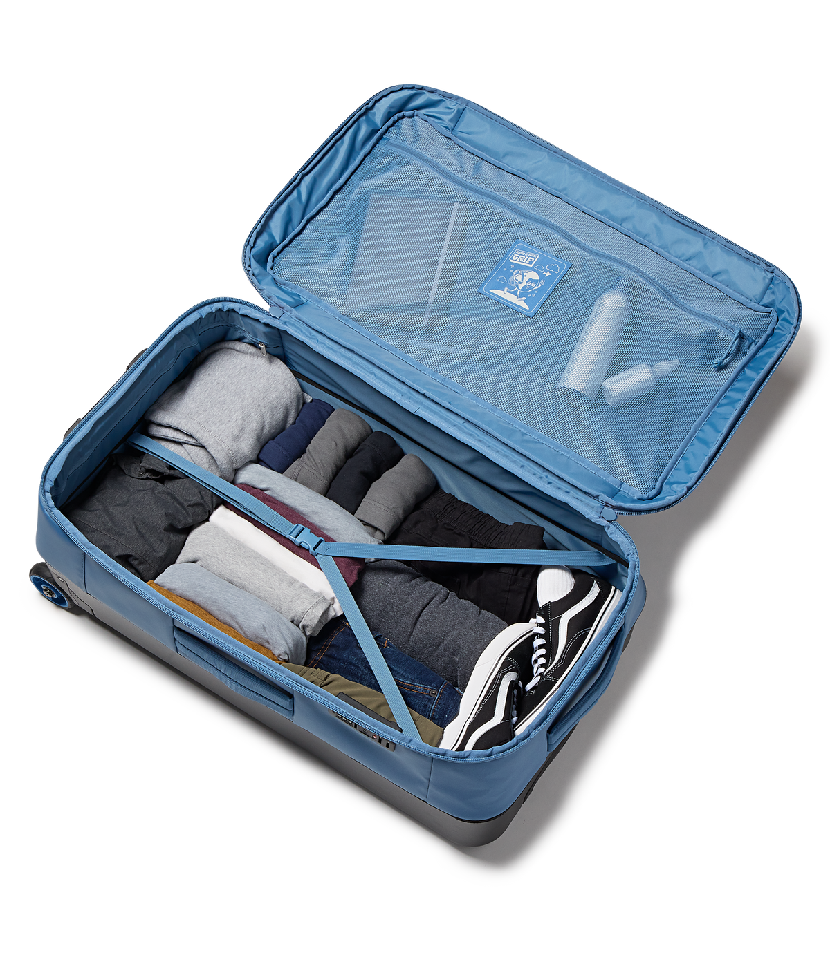 good-latitude-30-rolling-duffel-z0 JS0A86EOEW5-DET3.png