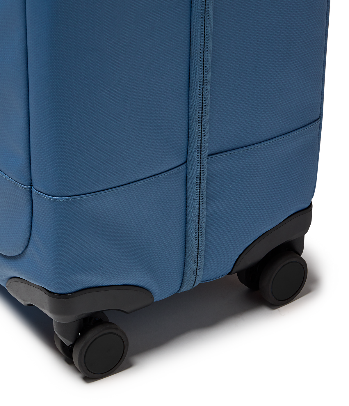 good-latitude-26-checked-a9 JS0A8E8CEW5-DET4.png